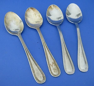Toalla 4 cucharaditas de borde con cuentas plateadas - Imagen 1 de 3