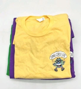 Camiseta Small Circle Life Apparel “¿Quién elegirías?” - Imagen 1 de 5