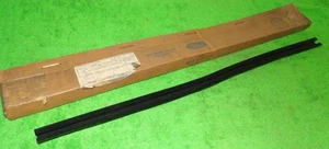 1978 1979 Ford Bronco NOS REAR SIDE QUARTER WINDOW GLASS RUN Upper or Lower - Picture 1 of 6