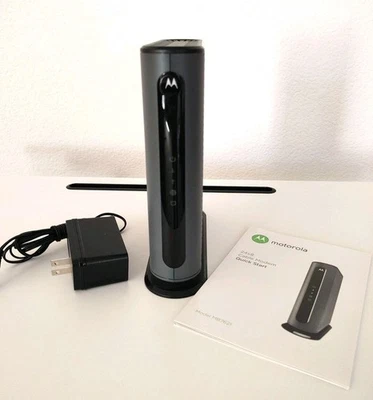 Motorola Cable Modem 24x8 DOCSIS 3.0 Model MB7621 - Mint Condition  - Image 1 of 4