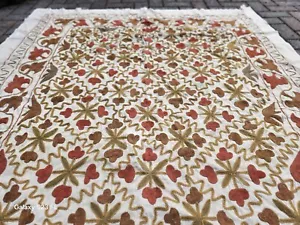 Souzani Or Ottoman Embroidery Wool On Cotton 56 X 72 In. - Picture 1 of 5