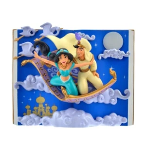 Disney Aladdin Jasmine Tappeto Figure LED Giappone Figure Storybook Libro - Foto 1 di 1