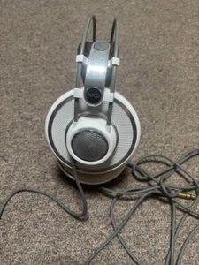Auriculares tipo aire libre AKG K701 blancos tipo estudio probados - Imagen 1 de 2