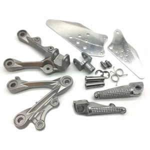 Silver Front Foot Pegs Bracket Fit 2009-2017 Kawasaki Ninja ZX6R/636 Motorcycle - Foto 1 di 5