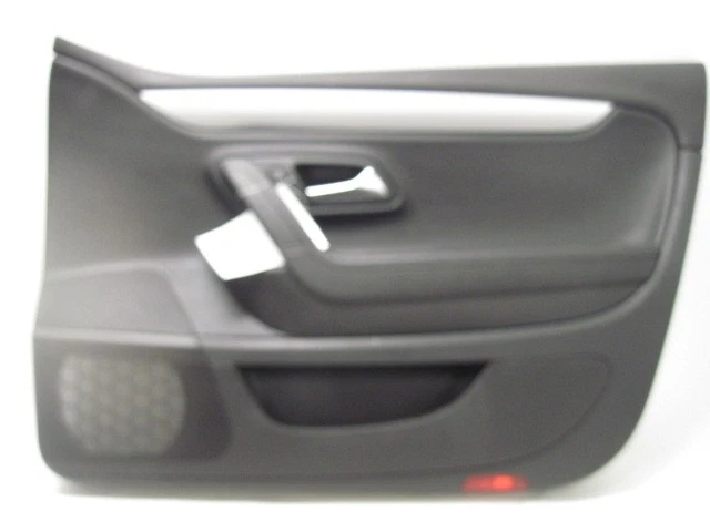 FRONT INTERIOR DOOR TRIM PANEL Volkswagen CC 2012 12 837294 Foto 1 de 4