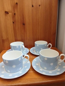 Cath Kidston Queens blue poker Dot Tea Cups + Saucers x 4 excellent - Picture 1 of 4