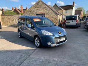 WHEELCHAIR ACCESSIBLE WAV DISABLED 2012 PEUGEOT PARTNER PASSENGER UP FRONT 37K - Picture 1 of 16