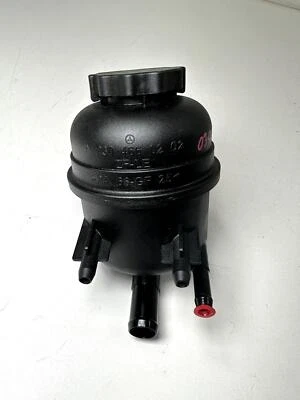 Оригинальный резервуар/резервуар жидкости насоса гидроусилителя руля 2004-2006 Mercedes-Benz SL600 R230 - Изображение 1 из 4