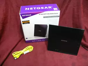 Netgear C6250 AC1600 Kabel Modem Router - Czarny *MAŁE ZARYSOWANIA* - Zdjęcie 1 z 8