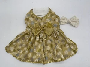 HANDMADE DOG DRESS CHRISTMAS SNOWFLAKES DRESS DOG HARNESS XSM w/ FREE HAIR BOW - Picture 1 of 4