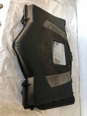 Mercedes Benz C300 2006-2012 motor admisión de aire filtro caja cubierta protector OEM Foto 1 de 4