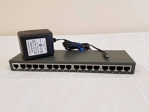 16-Port Hub w/Power Supply - Picture 1 of 10