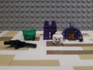 LEGO Joker Minifigure - 7782 7888 DC Batman I (bat005) Aerial Assault ***NEW*** - Picture 1 of 1