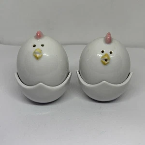 Vtg 🐣 Harvey Knox Figural Hen & Rooster Salt & Pepper Shakers on EGG CUPS 4 pcs - Picture 1 of 5