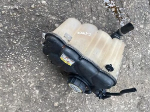 Jaguar F-Pace - 2015-2024 - 2.0 diesel header tank with cap - breaking 360 - Picture 1 of 2