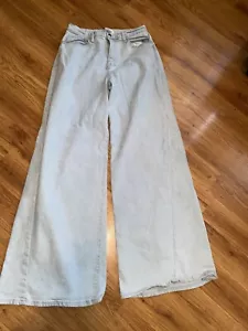 Vibrant Brand Boutique Light Wash Wide Leg Jeans Size 9/28 - Picture 1 of 2