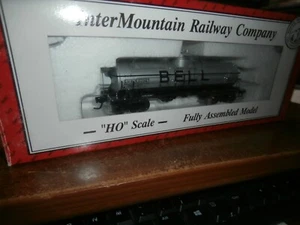 INTERMOUNTAIN RAILWAY HO # 46308-09 ACF TYPE 27 RIVETED 8,000 GAL. TANK CAR-BELL - Picture 1 of 3
