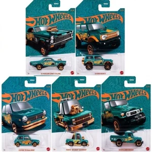 1/64 Hot Wheels Pearl And Chrome 2023 E case  FULL Set 5 Pieces Brand New 2024 - Picture 1 of 1