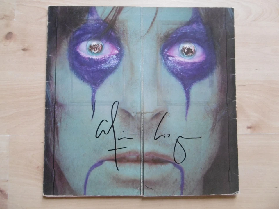 Alice Cooper Autogramm signed LP-Cover "From the Inside" Vinyl - Bild 1 von 1