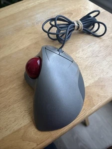 Logitech T-BB18 TrackMan Wheel USB Trackball Mouse w/Scroll (TESTED) - Picture 1 of 4