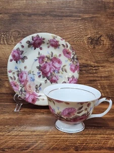 VINTAGE PINK ROSES - FINE PORCELAIN - MADE IN CHINA - TEA CUP AND SAUCER SET - Picture 1 of 10