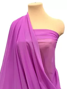 TELA ELÁSTICA DE MALLA ELÉCTRICA VIOLETA 58" DE ANCHO POR YARDA, DISFRAZ, BAILE, FORMAL - Imagen 1 de 1