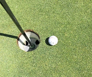 Stop 3 Putting dieser Putting-Formel erzielt echte Ergebnisse! Putting = 42% einer Punktzahl - Bild 1 von 4