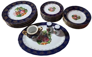VINTAGE BLUE GOLD COBALT FINE PORCELAIN ROCOCO DESIGN SET OF 24PC RARE - Picture 1 of 16