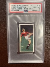 1958 Cadet Sweets Footballers Title 28mm Bobby Charlton TRUE ROOKIE RC PSA 8 #25