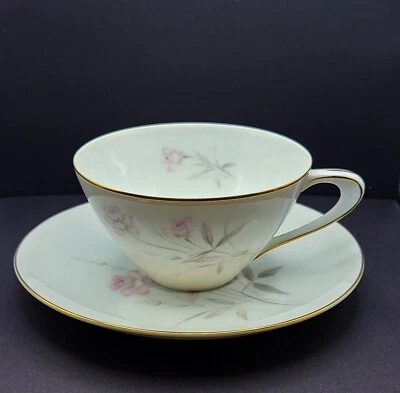 Royal Sovereign 腮红玫瑰中国 - 杯子/茶壶和糖碗 27 件套 — 第 1/4 张图片