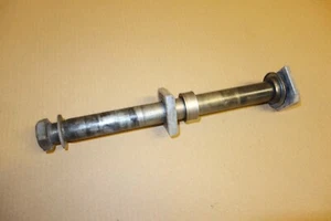 Eje rueda trasera suzuki gsxr750 750 k1 k2 - Imagen 1 de 5