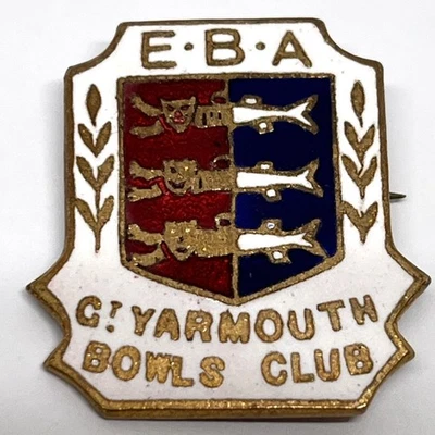 Great Yarmouth Bowls Club EBA Vintage Enamel Pin Badge Bowling Crest Suffolk UK - Image 1 of 2