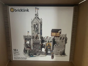 LEGO Bricklink Mountain Fortress (910029) New & Factory Sealed - Picture 1 of 10