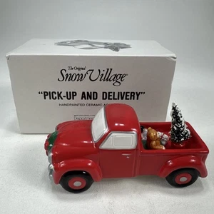 Camión Dept 56 Snow Village Recogida y Entrega Rojo 54542 Decoración de Navidad - Imagen 1 de 11