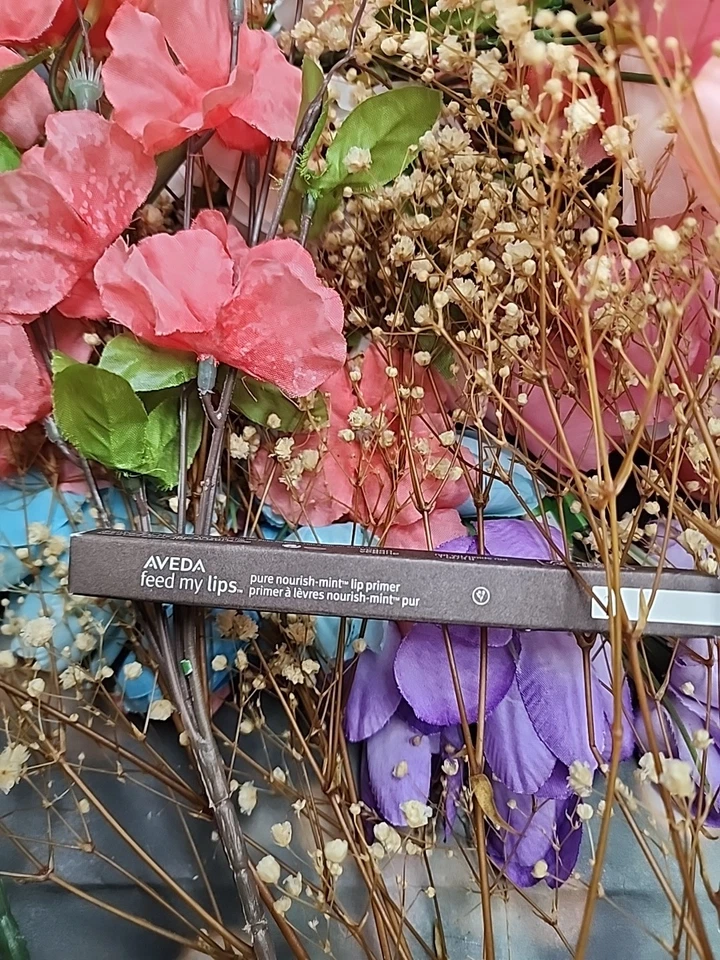 Aveda Feed My Lips Pure Nourish Mint Colorless Lip Primer NIB Free Shipping - Image 1 of 3