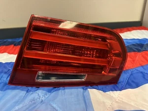 12-15 BMW 3 SERIES F30 F31 RIGHT SIDE INNER TRUNK LID MOUNTED TAILLIGHT OEM - Picture 1 of 8