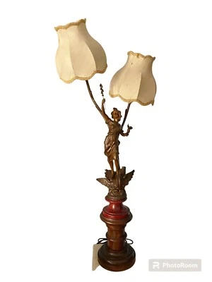 Lámpara Liberty aleación bronce H 85cm Foto 1 de 4