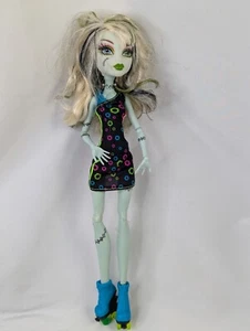 Monster High Roller Maze Frankie Stein Puppe 2008 - Bild 1 von 9