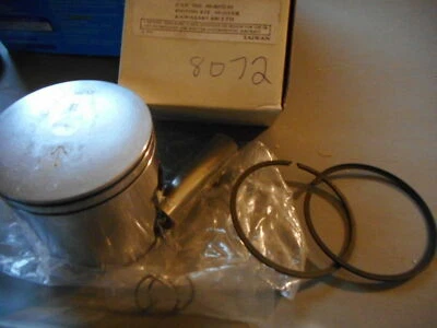 NOS Kawasaki KZ440 LTD 440 1980-1983 Piston Kit .10 O/S 09-8072-01 09807201 - Image 1 of 4