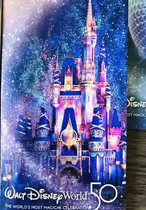 RARO DISNEY WORLD PARKS MAGIC KINGDOM 2021-22 MAPA Guía 50 Aniversario Nuevo - Imagen 1 de 2