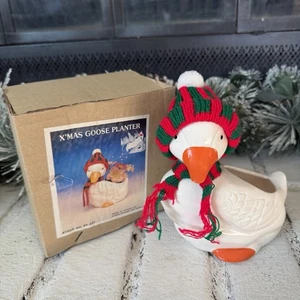 Vintage X'mas Around the World Goose Ceramic Planter Knit Cap & Scarf 5.38" Tall - Picture 1 of 6