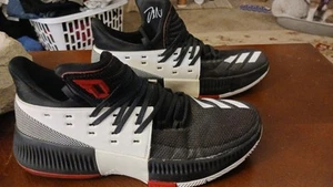 Adidas Mens Shoes Dame 3 On Tour Size 9 Black , R ed , White Basketball - Picture 1 of 6