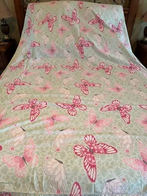 Pottery Barn Kids Sabrina TWIN Duvet Cover 100% Cotton Pink Butterflies on Green - Image 1 of 4