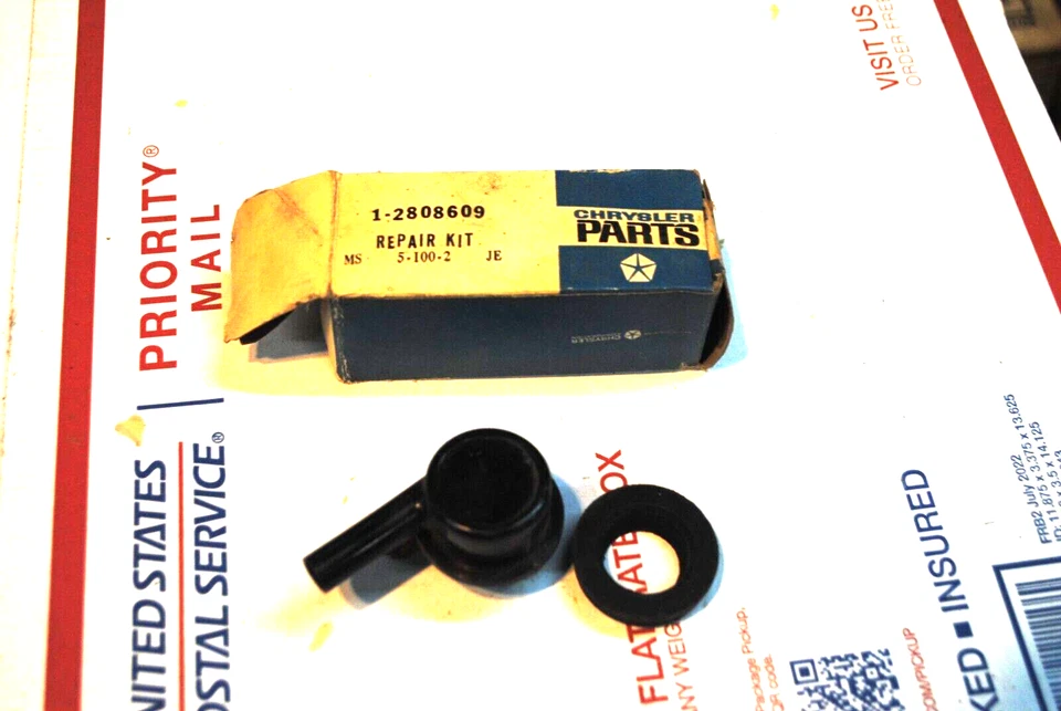 NOS MOPAR 1967 68 PLYMOUTH BARRACUDA 道奇 DART Brake Booster CK VALVE 2808609 — 第 1/1 张图片