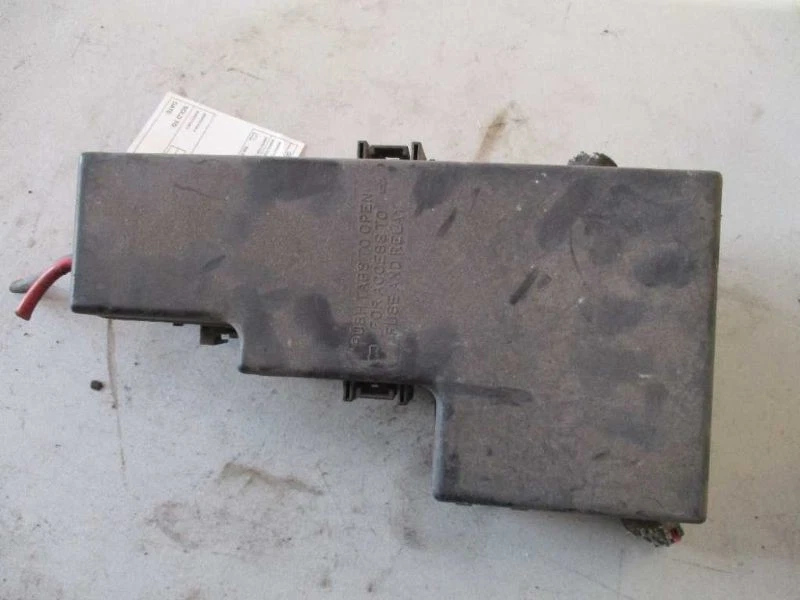 Fuse Box Engine Fits 00-03 DURANGO 53783 Foto 1 de 4