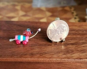 DOLLHOUSE MINIATURE ARTISAN MINI TINY WOOD & GLASS SEED BEADS PULL TOY DOG 1:12 - Picture 1 of 4