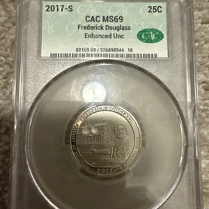 2017-S FREDERICK DOUGLASS ENHANCED FINISH QUARTER MS69 - Picture 1 of 6