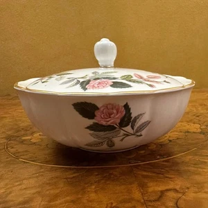 Wedgwood Hathaway Rose Trinket Bowl With Lid - Foto 1 di 6