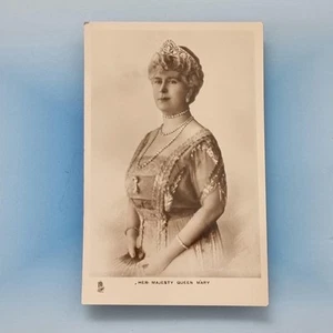 Britisches Royalty Postkarte um 1930 Echtfoto Queen Mary von Teck Diadem Pose - Bild 1 von 2