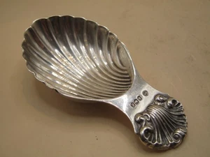 Cucchiaio da tè vintage Sheffield in argento sterling conchiglia di capesante - Foto 1 di 5